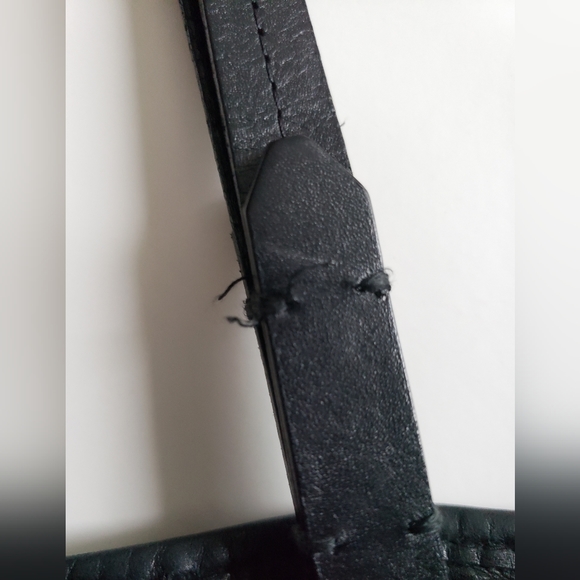 Zara | Leather Shoulder Bag with Fringe - Picture 10 of 16